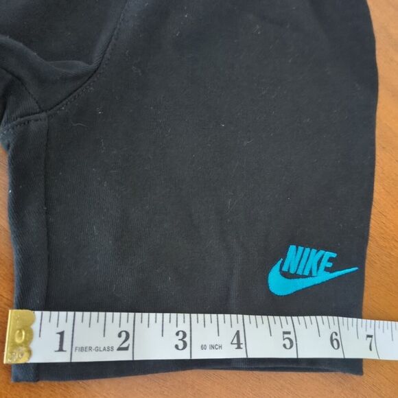 NIKE
BOYS' 2-PIECE JACKET SHORTS SET OUTFIT - Picture 9 of 9